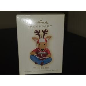 Hallmark Keepsake Ornament 2009 Wired for Fun Gaming Reindeer Deer Video Games‎